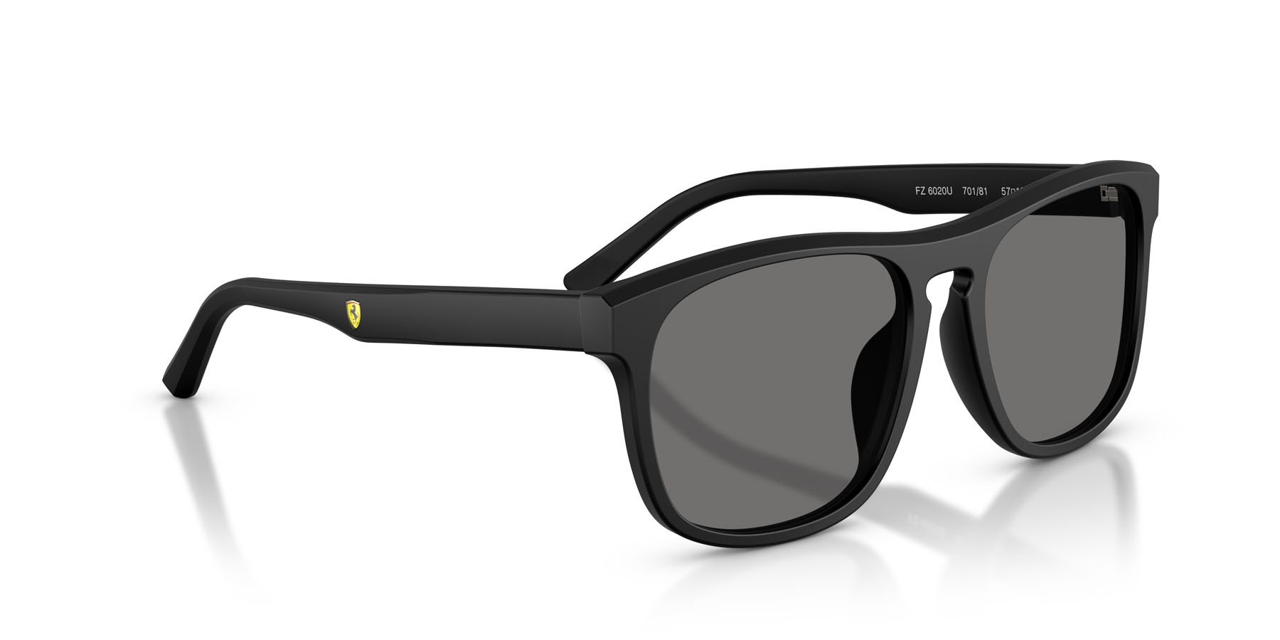 Occhiali da sole Ferrari Scuderia FZ 6020U (701/81) colore nero opaco/nero forma quadrato lenti polar grigio scuro
