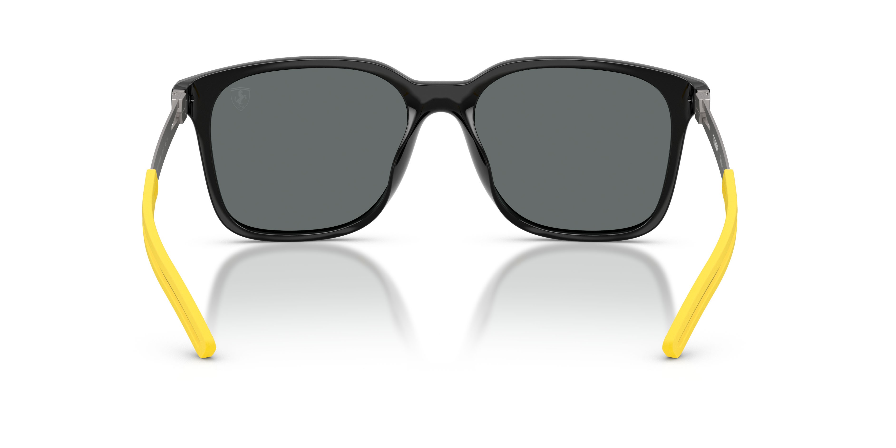 Occhiali da sole Ferrari Scuderia FZ 6025D (501/81) colore nero lucido forma quadrato lenti polar grigio scuro