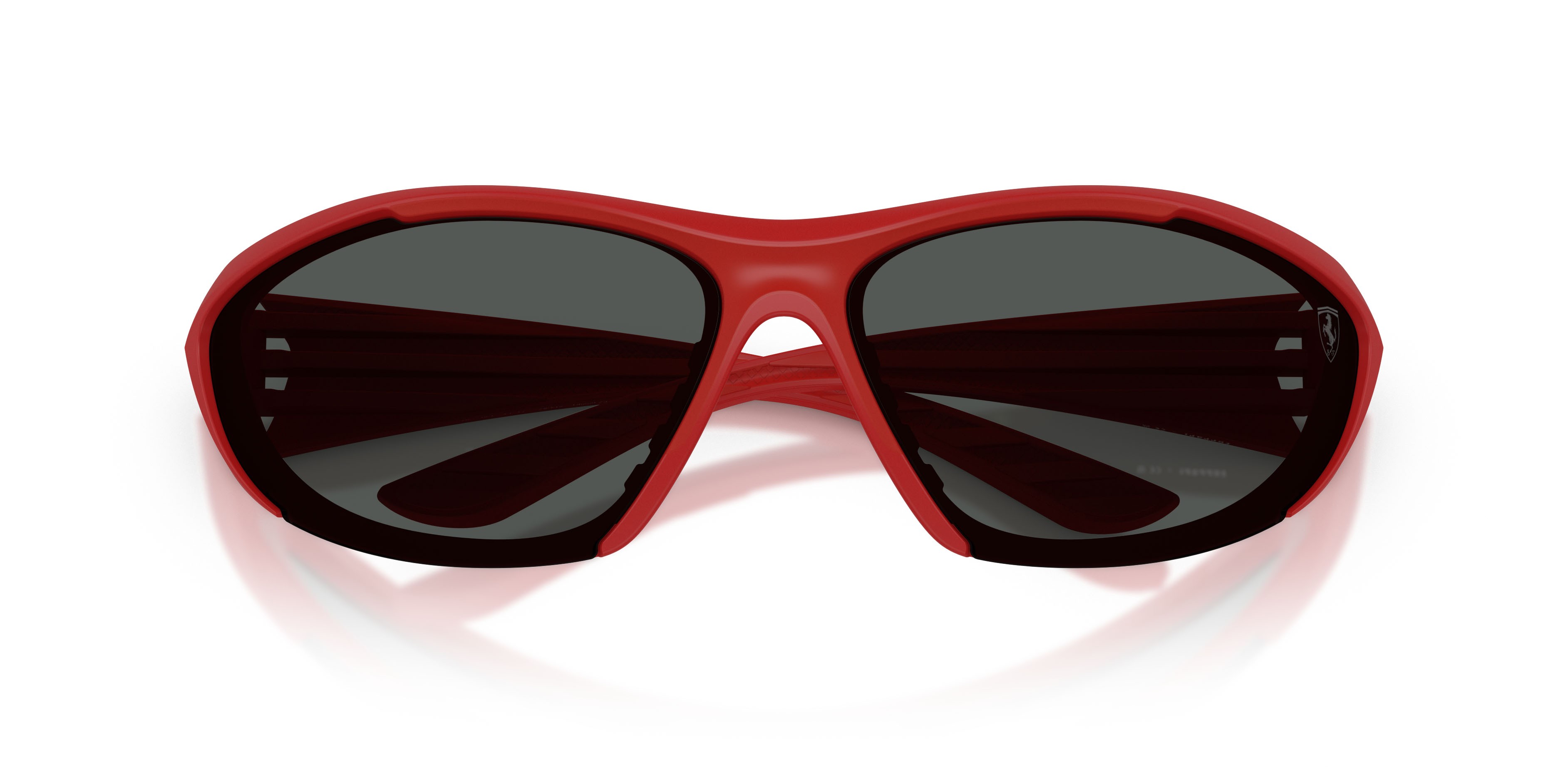 Occhiali da sole Ferrari Scuderia FZ 6029U (514/87) colore rosso opaco forma cat eye lenti grigio