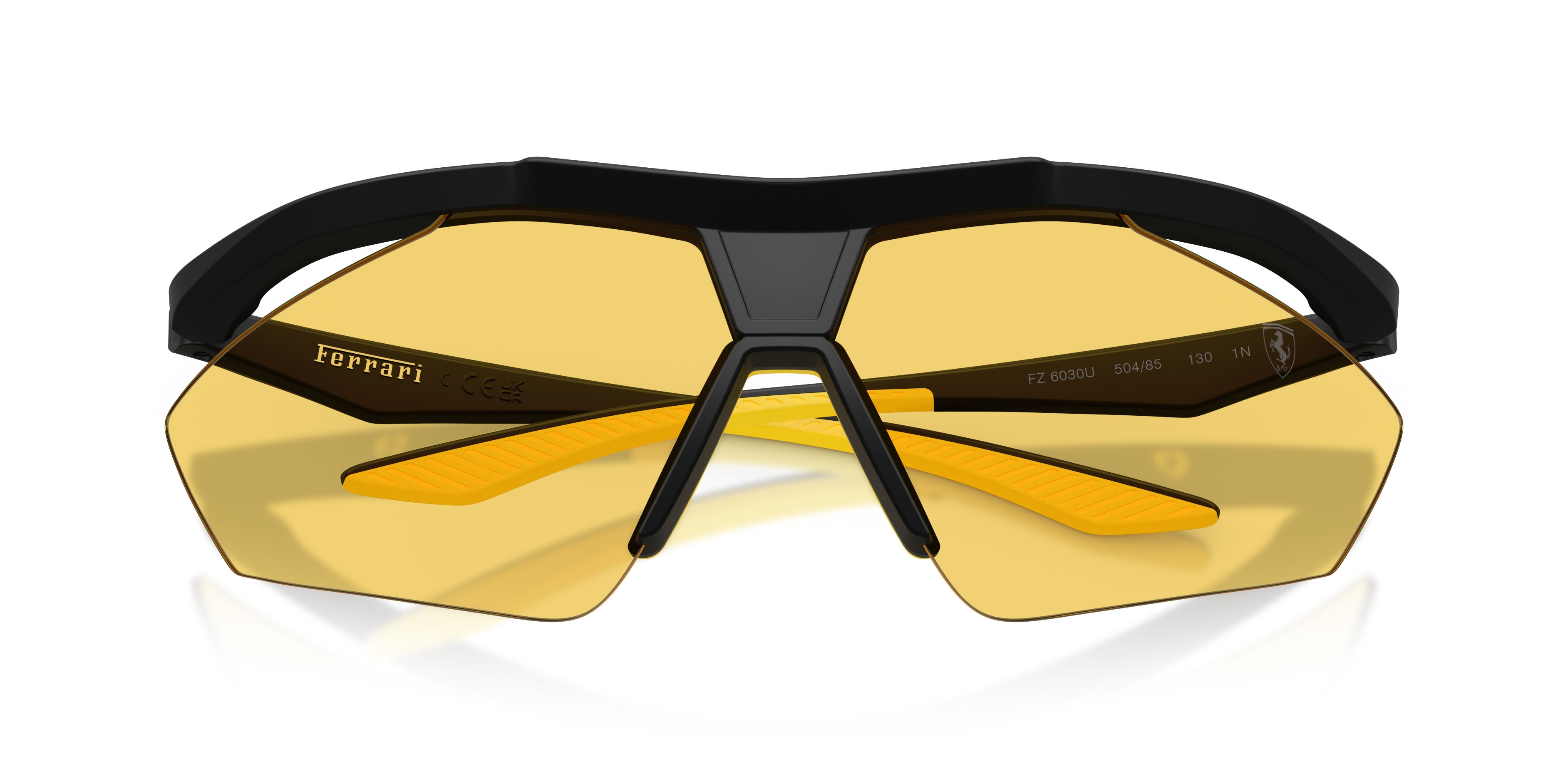 Occhiali da sole Ferrari Scuderia FZ 6030U (504/85) colore nero opaco forma irregolare lenti giallo tinta unita