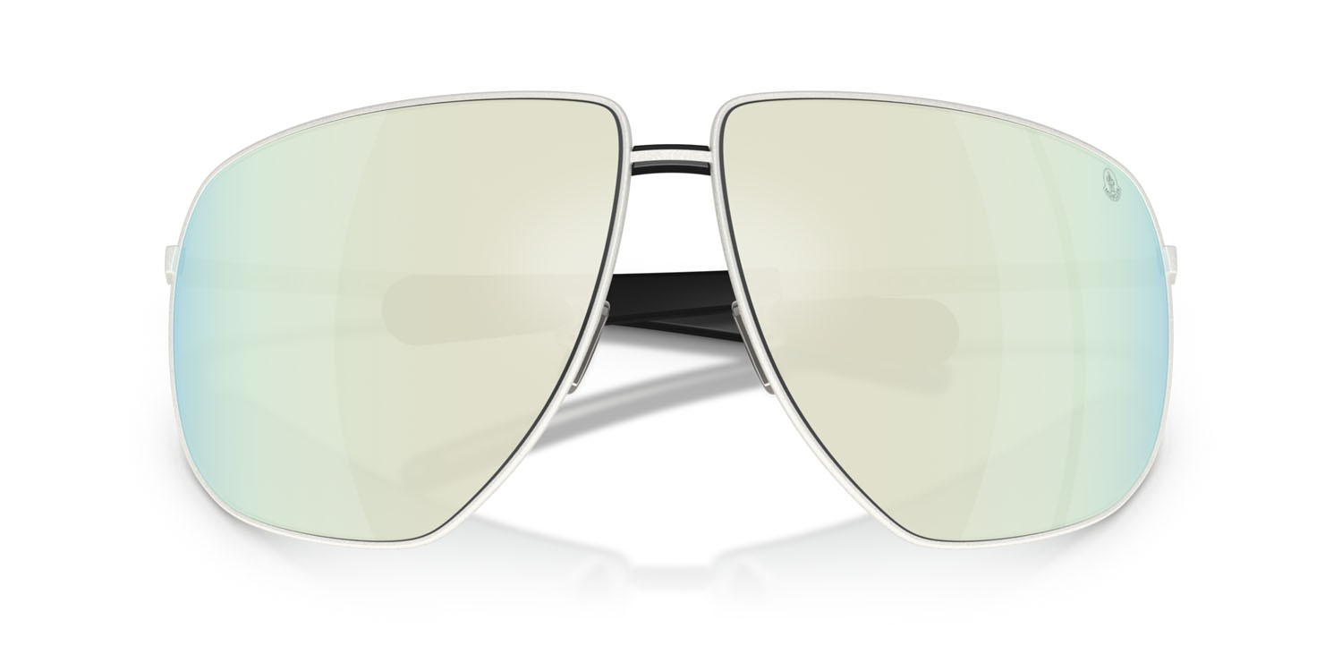 Occhiali da sole Moncler Atlas ME 4008 (10046G) colore argento opaco forma aviator lenti grigio argento specchiato
