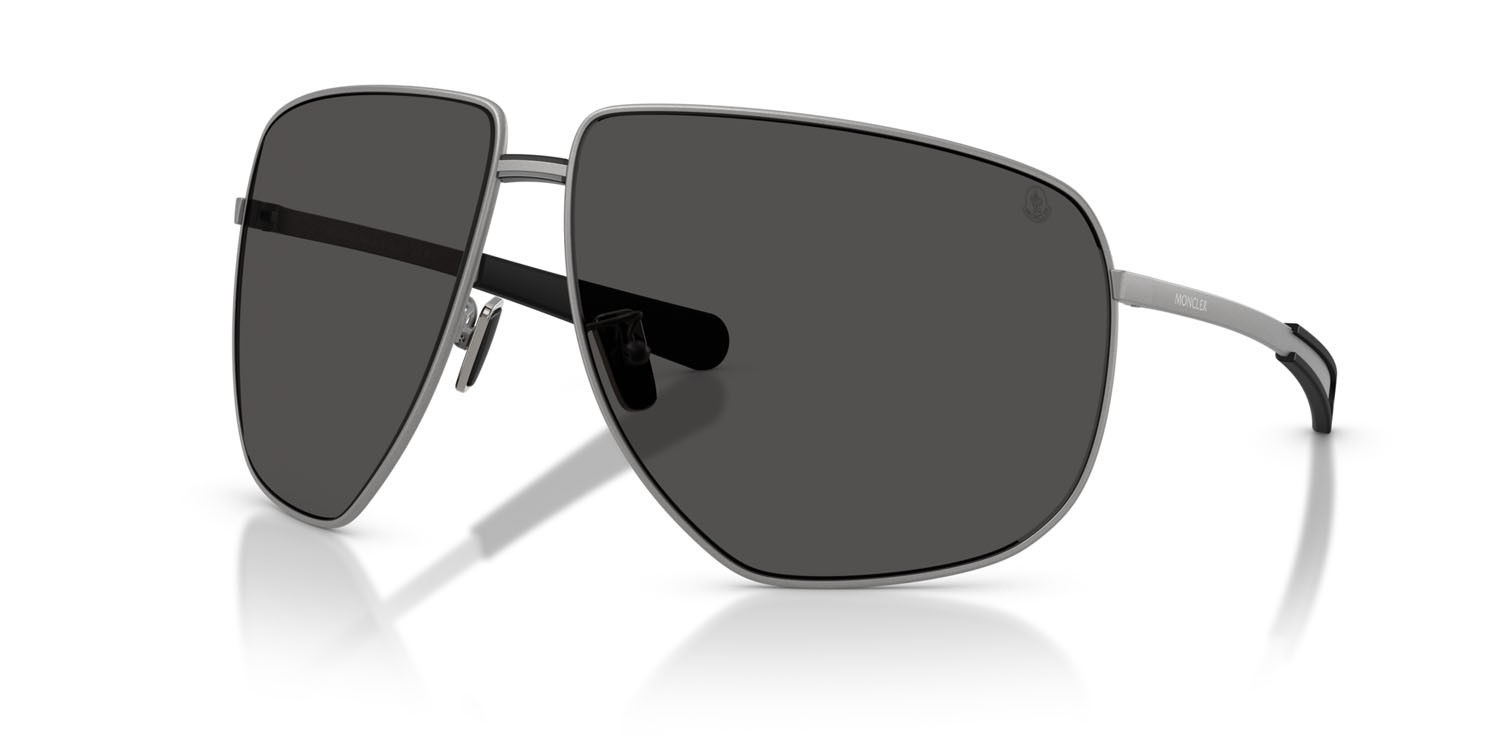 Occhiali da sole Moncler Atlas ME 4008 (101687) colore matte frozen forma aviator lenti grigio tinta unita
