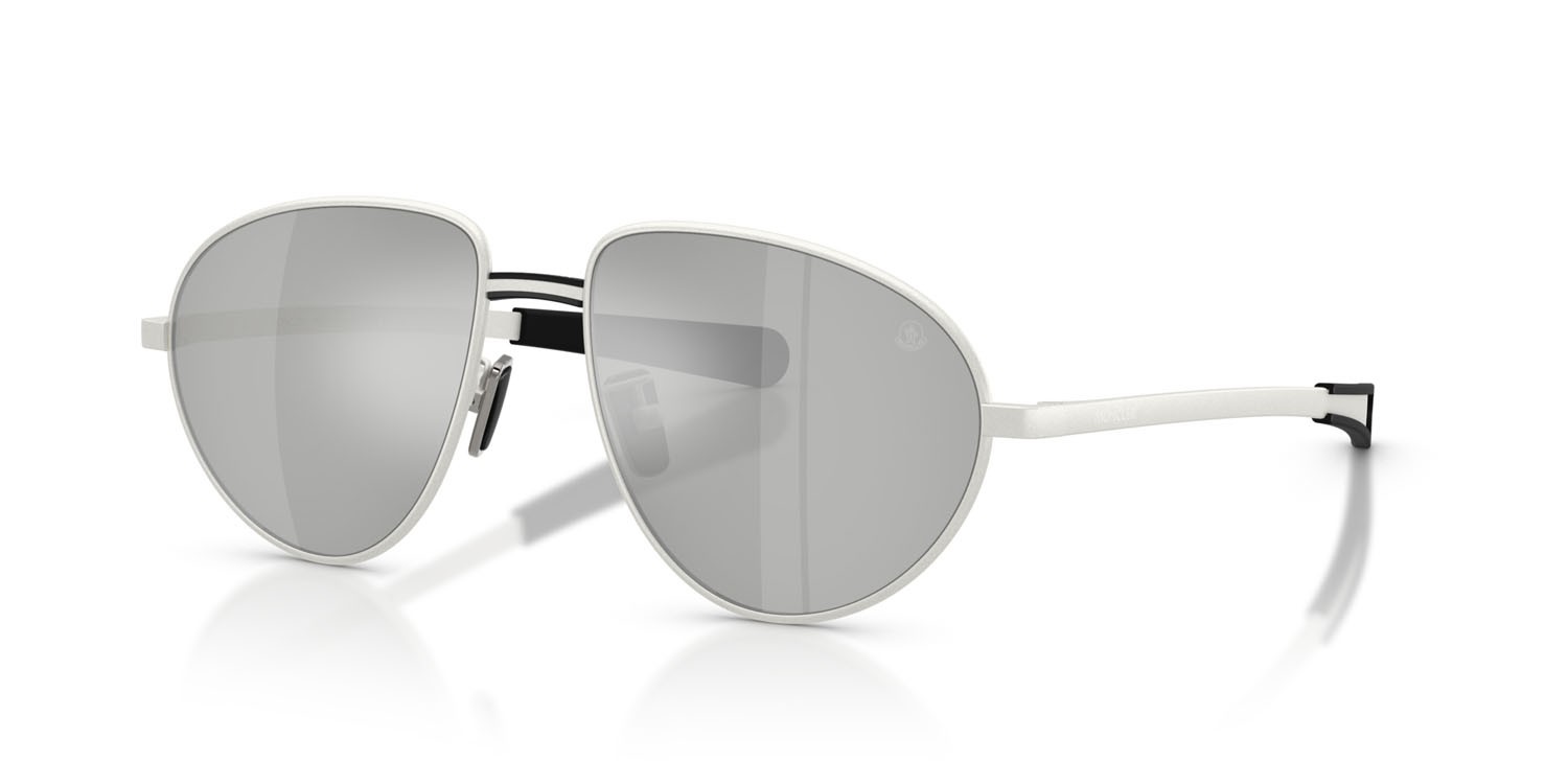 Occhiali da sole Moncler Vizla ME 4009 (10048V) colore argento opaco forma aviator lenti argento a specchio