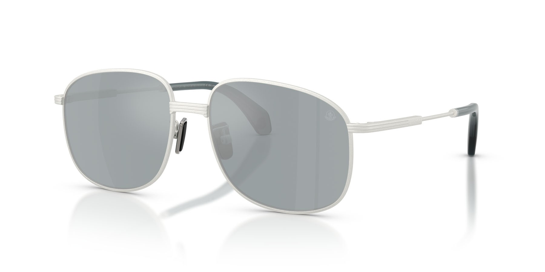 Occhiali da sole Moncler Fennix ME 4013 (10046G) colore argento opaco forma aviator lenti blu a specchio