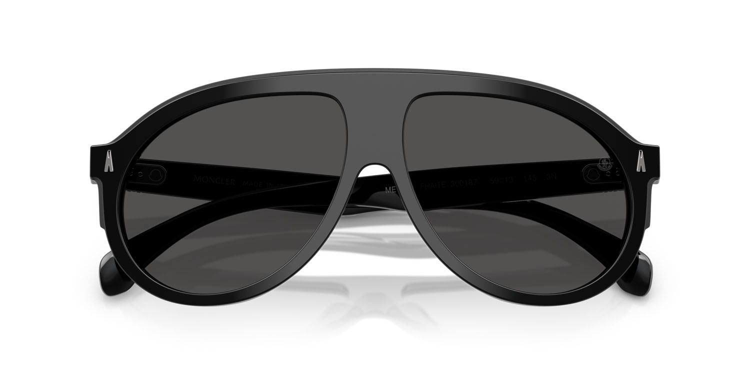 Occhiali da sole Moncler Fhaite ME 6001 (300187) colore nero lucido forma aviator lenti grigio scuro