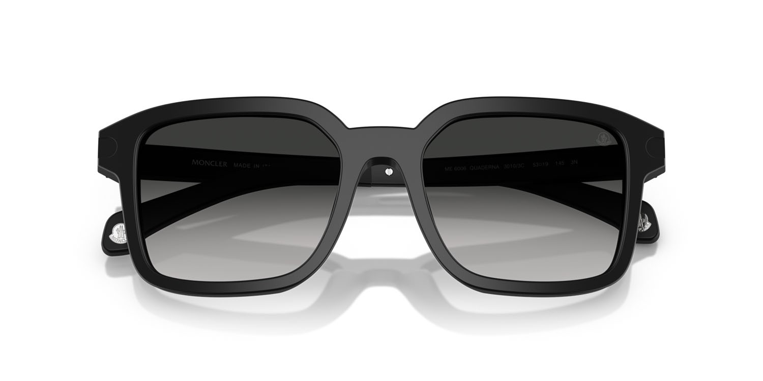 Occhiali da sole Moncler Quaderna ME 6006 (30103C) colore nero opaco forma quadrato lenti grigio chiaro sfumato nero
