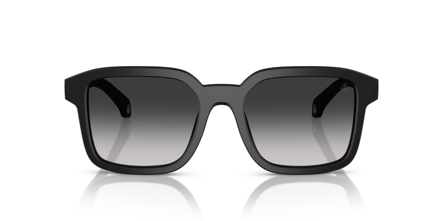 Occhiali da sole Moncler Quaderna ME 6006 (30103C) colore nero opaco forma quadrato lenti grigio chiaro sfumato nero