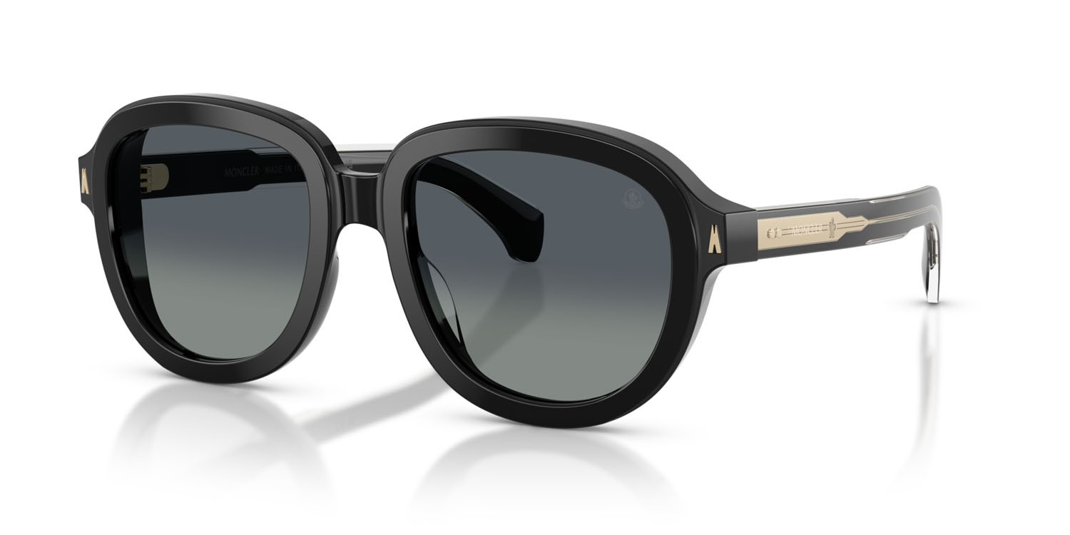 Occhiali da sole Moncler Cirsee ME 6007U (30013C) colore nero lucido forma aviator lenti grigio sfumato