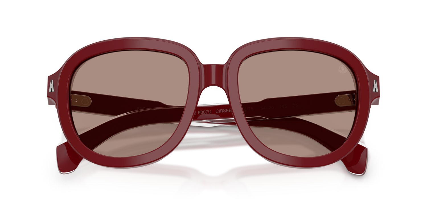 Occhiali da sole Moncler Cirsee ME 6007U (301675) colore bordeaux lucido forma aviator lenti rosso scuro tinta unita