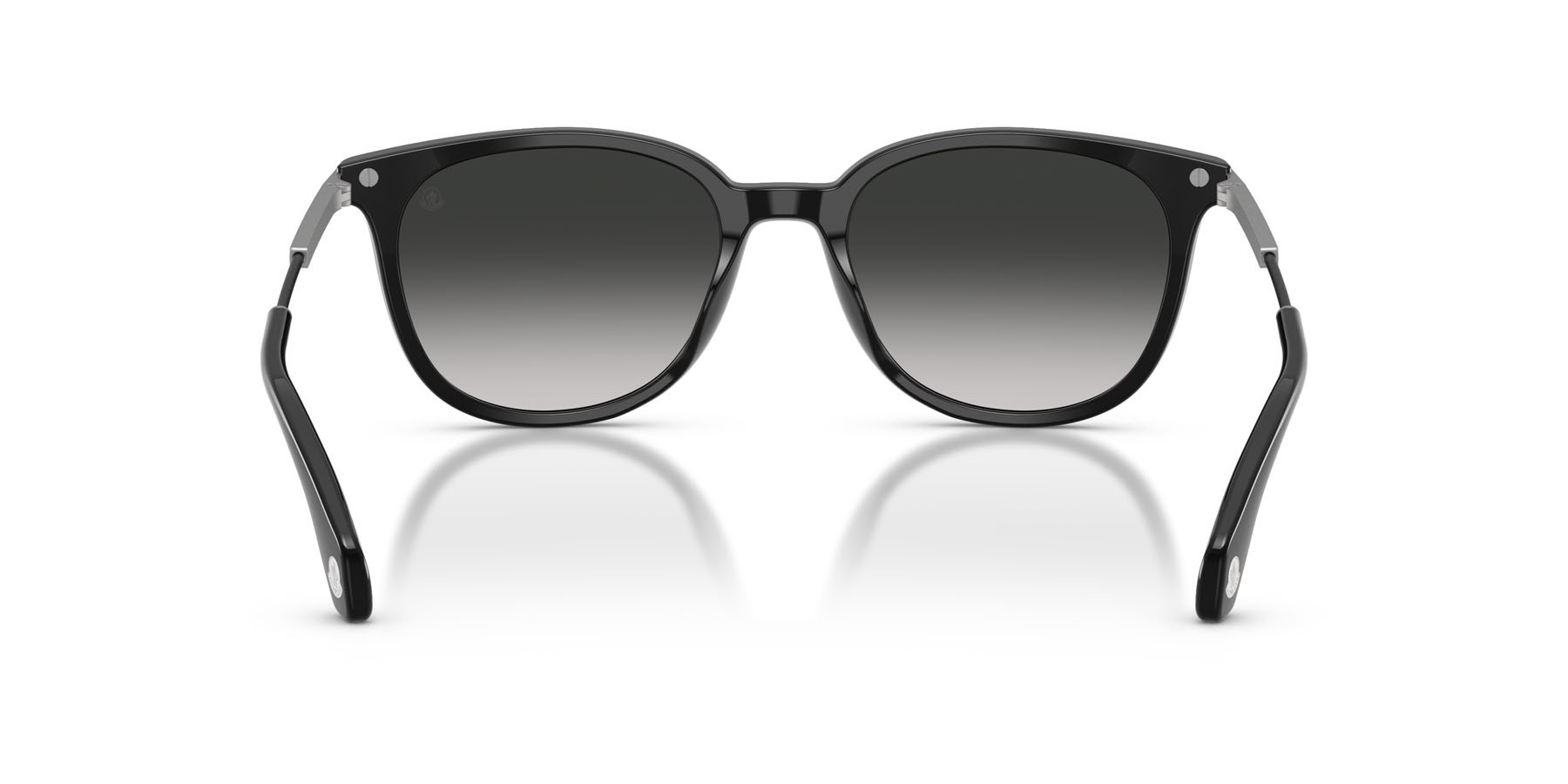 Occhiali da sole Moncler Korra ME 6013 (30013C) colore nero lucido forma ovale lenti grigio scuro sfumato