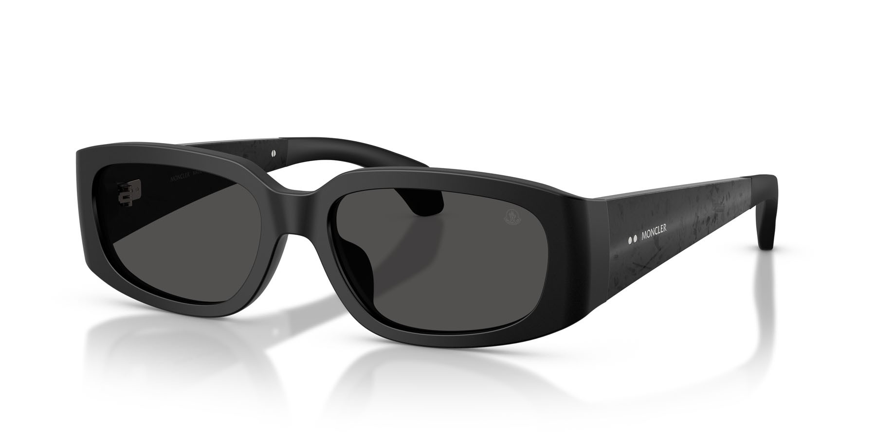 Occhiali da sole Moncler Lumin ME 6014U (300187) colore nero opaco forma rettangolare lenti grigio scuro tinta unita