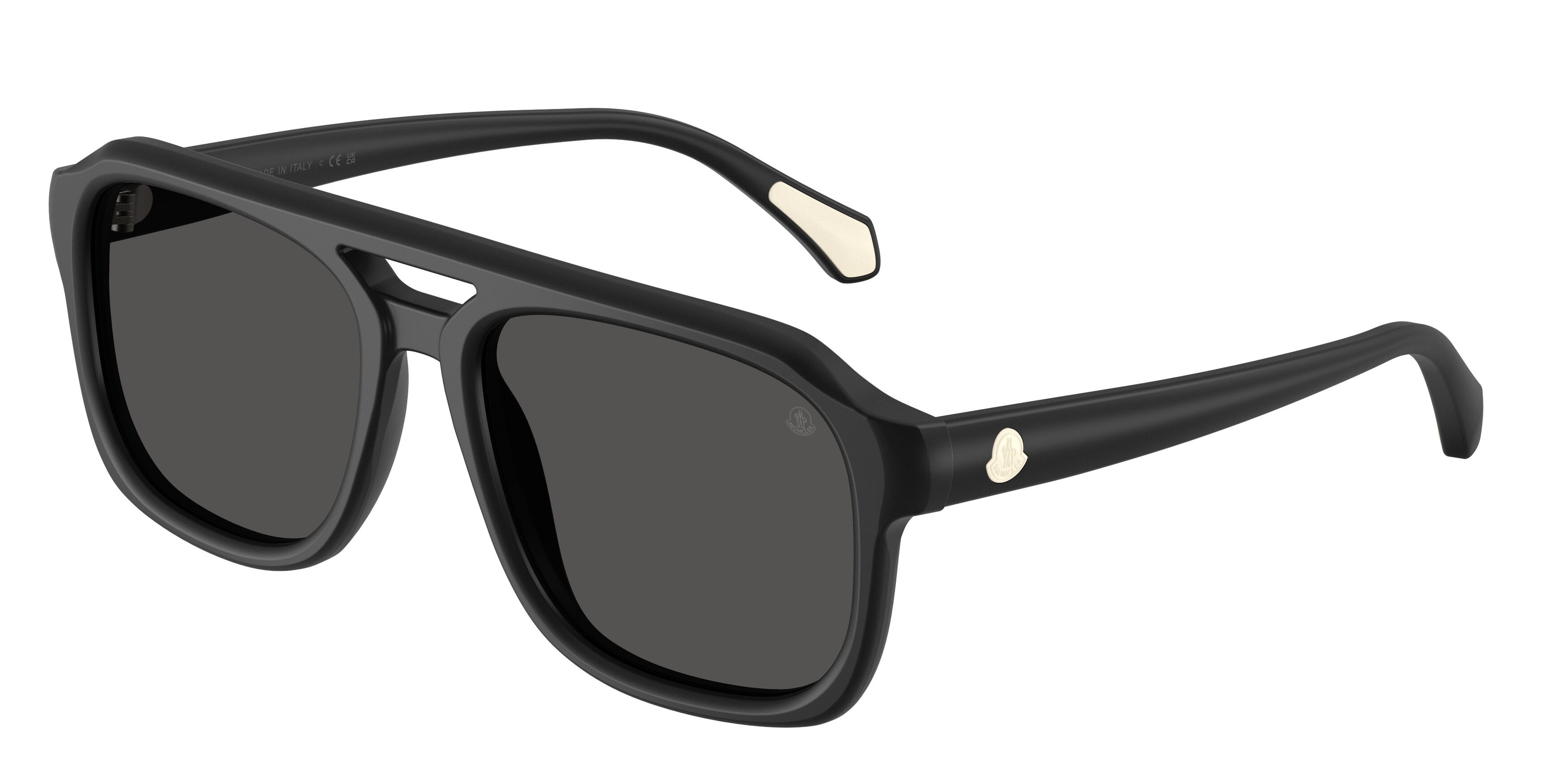 Occhiali da sole Moncler Vantos ME 6024 (300187) colore nero opaco forma quadrato lenti grigio scuro tinta unita