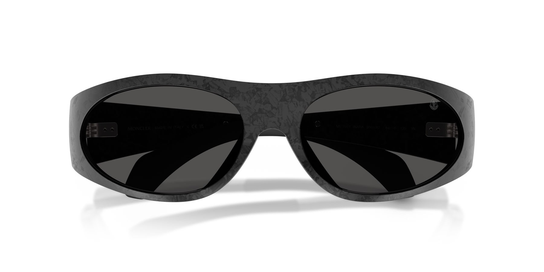Occhiali da sole Moncler Inara ME 7001 (900187) colore carbonio nero opaco forma ovale lenti grigio scuro tinta unita