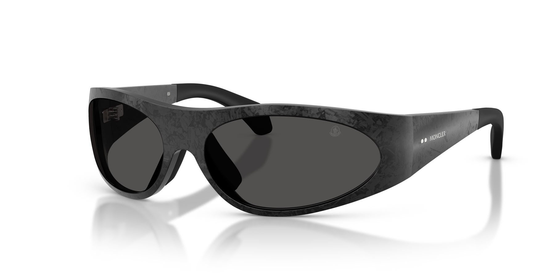 Occhiali da sole Moncler Inara ME 7001 (900187) colore carbonio nero opaco forma ovale lenti grigio scuro tinta unita