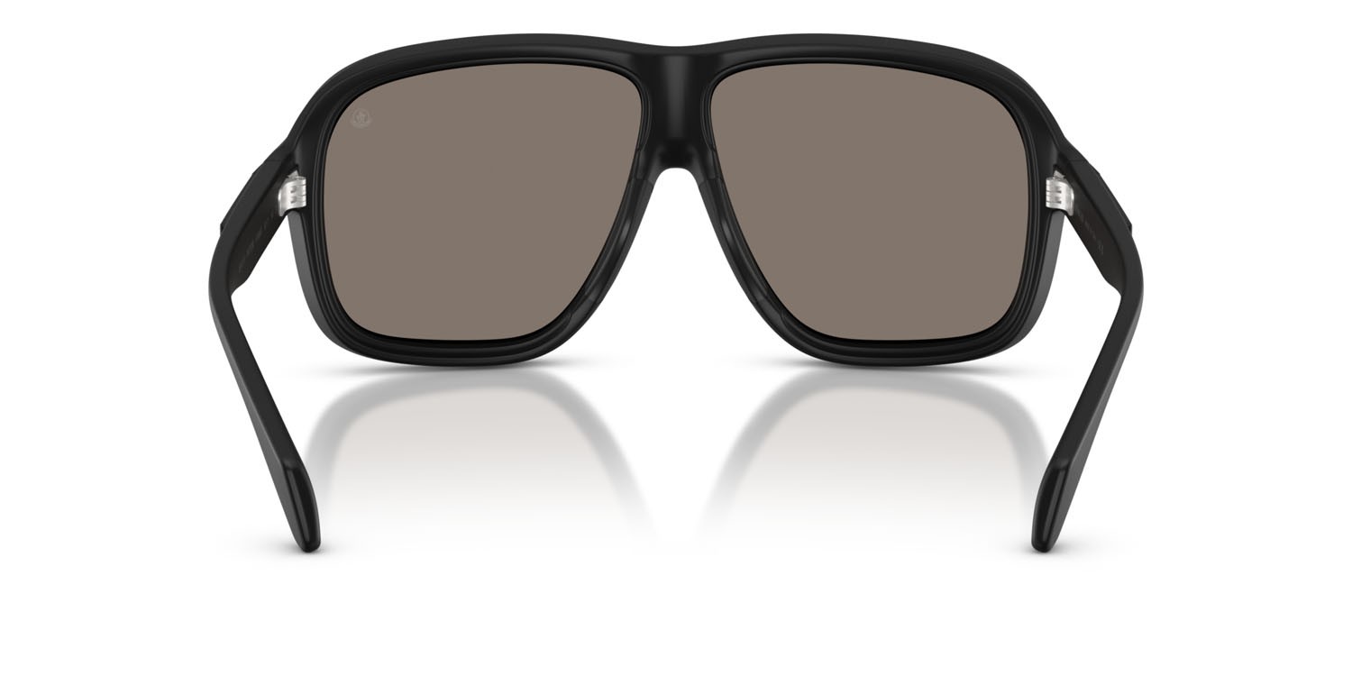 Occhiali da sole Moncler Twotone ME 8011U (50066G) colore nero opaco forma quadrato lenti grigio a specchio