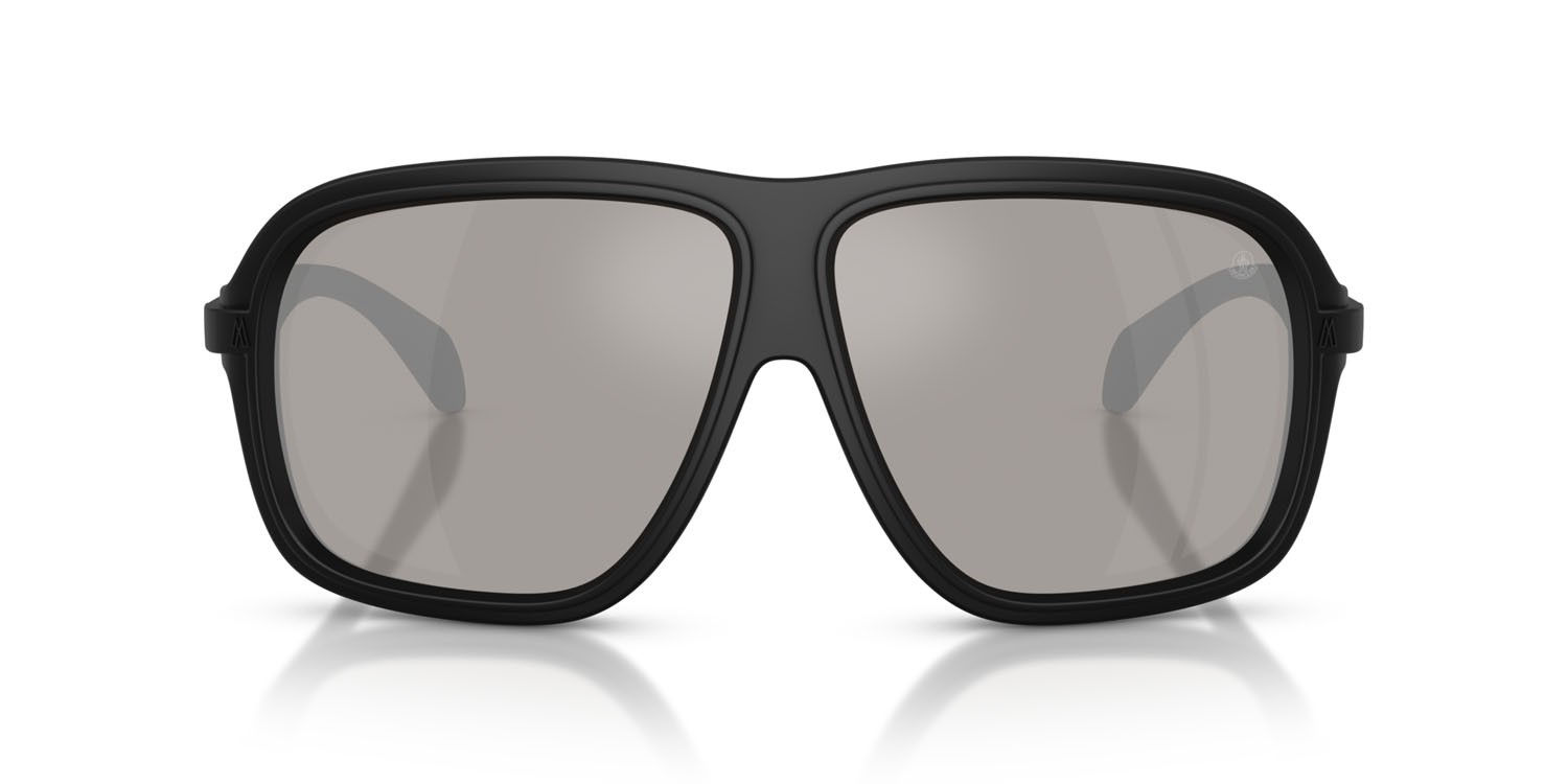 Occhiali da sole Moncler Twotone ME 8011U (50066G) colore nero opaco forma quadrato lenti grigio a specchio
