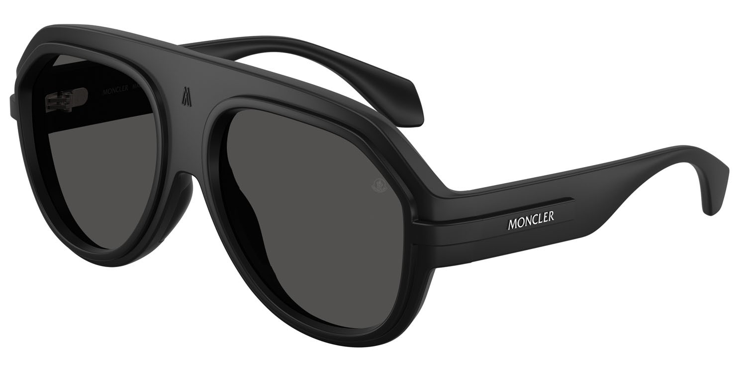 Occhiali da sole Moncler Fynder ME 8012U (500687) colore nero opaco forma aviator lenti grigio tinta unita