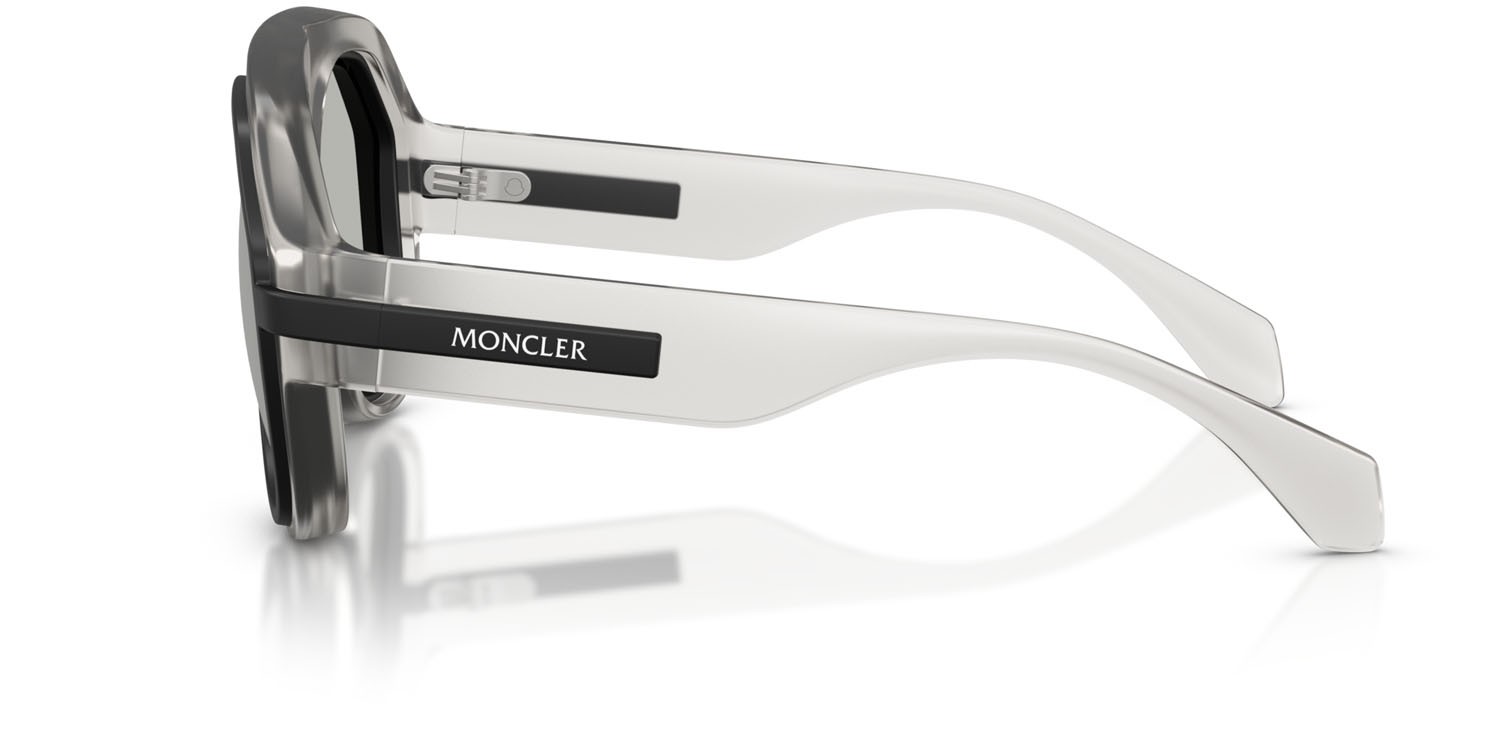 Sunglasses Moncler Fynder ME 8012U (50078V) color grigio opaco trasparente shape aviator lenses argento a specchio