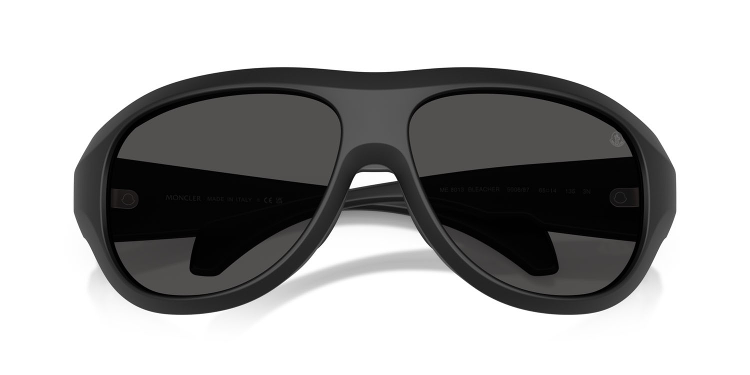 Sunglasses Moncler Bleacher ME 8013 (500687) color nero opaco shape oval lenses grigio scuro tinta unita