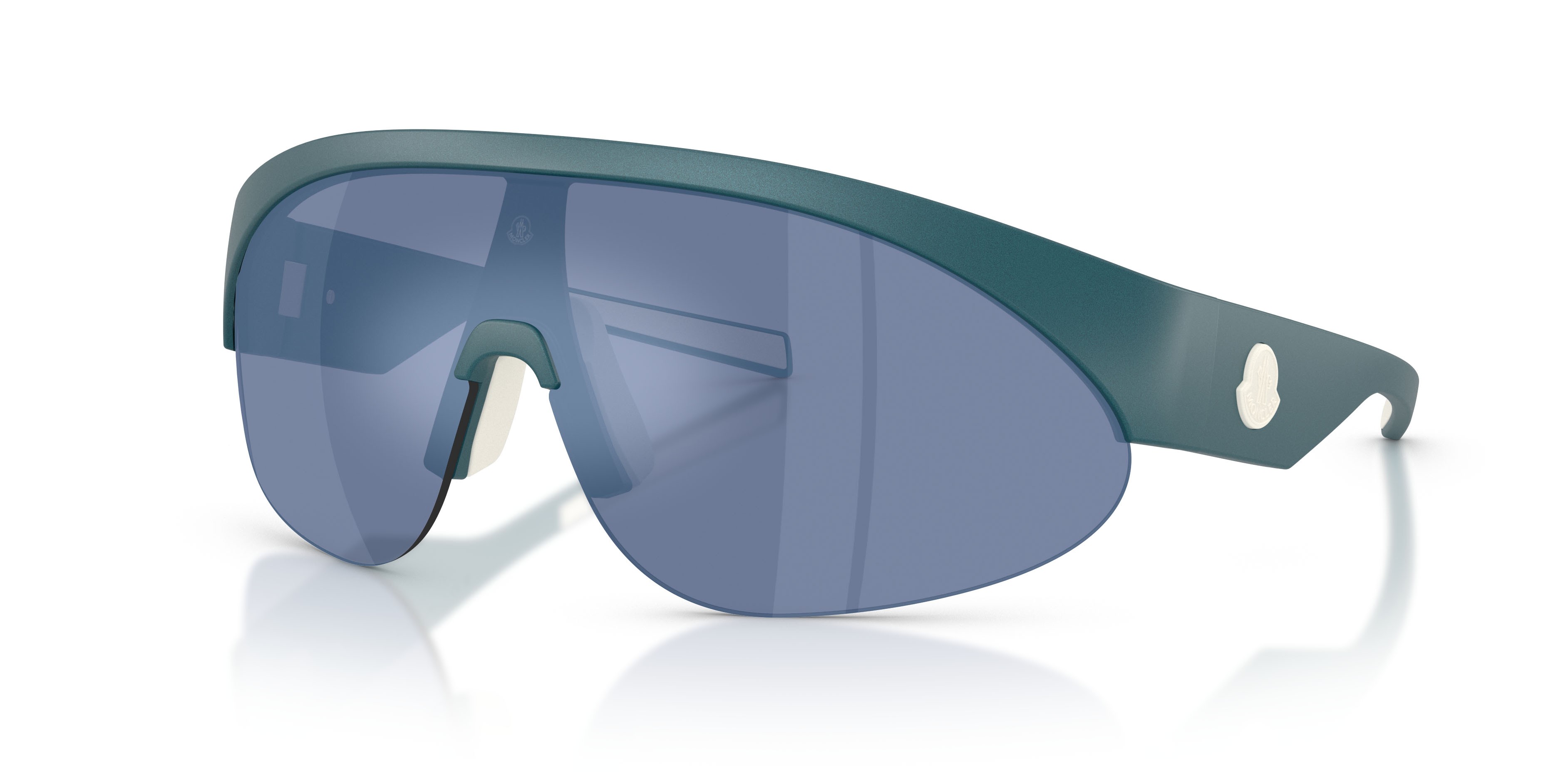 Occhiali da sole Moncler Myrr ME 8019U (50411U) colore blu metallizzato opaco forma ovale lenti blu a specchio