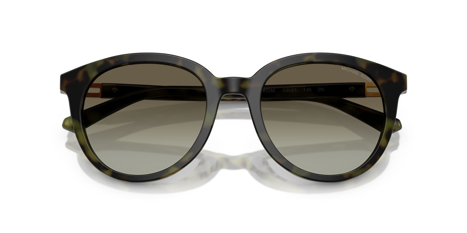 Occhiali da sole Michael Kors Big Bend MK 2227 (39433M) colore verde oliva tartarugato forma rotondo lenti verde oliva sfumato