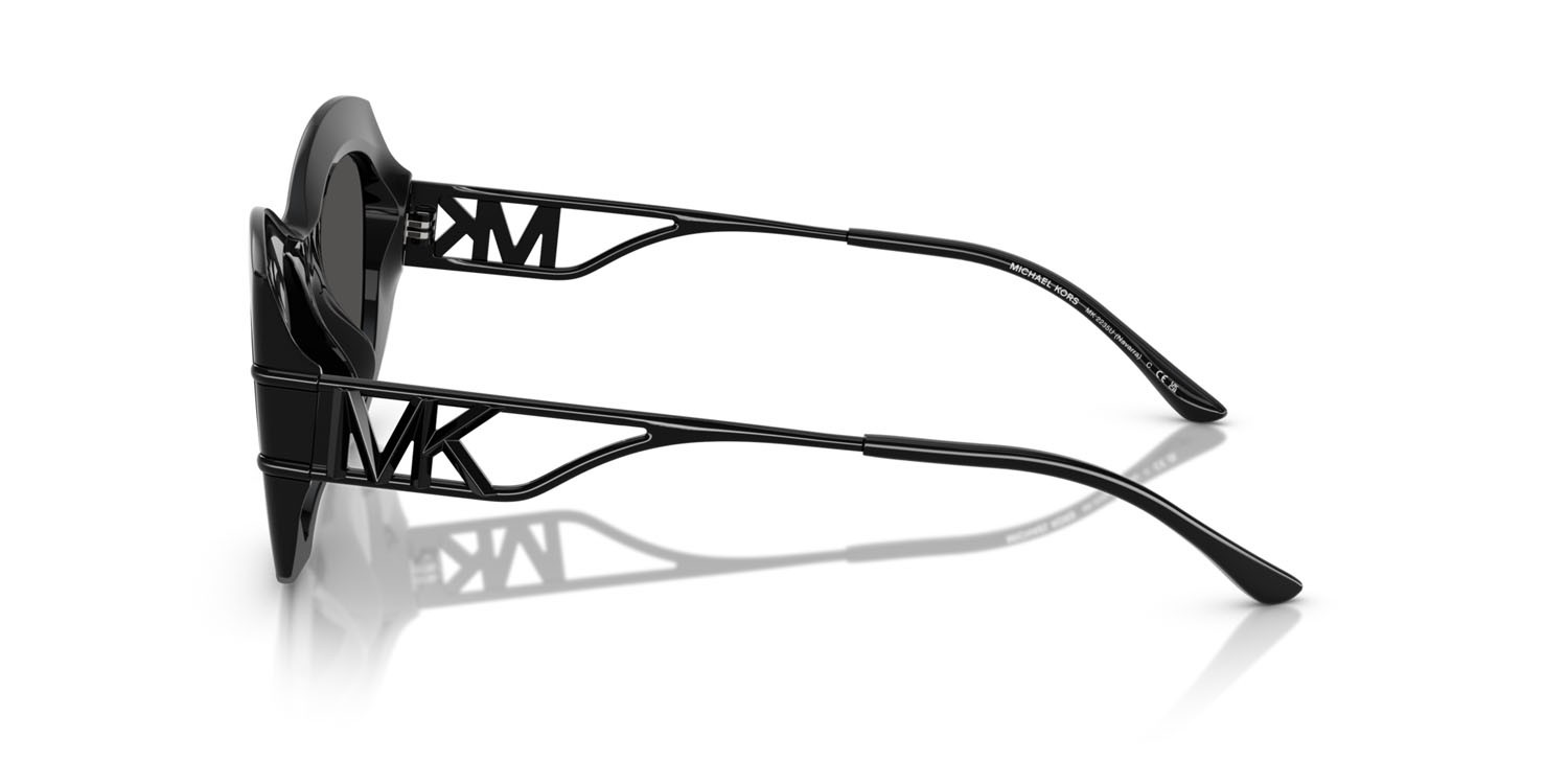 Occhiali da sole Michael Kors Navarra MK 2235U (300587) colore nero forma irregolare lenti grigio scuro tinta unita