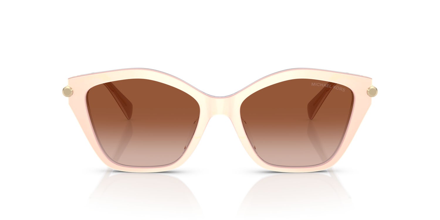 Occhiali da sole Michael Kors Catskills MK 2246U (401513) colore sabbia chiaro laminato forma irregolare lenti marrone chiaro sfumato