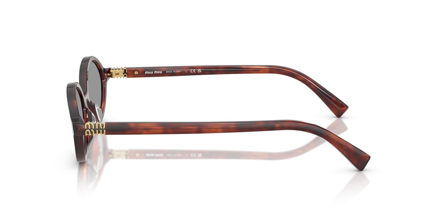 Occhiali da sole Miu Miu MU 04ZS (21C40O) colore havana mahogany forma ovale lenti grigio