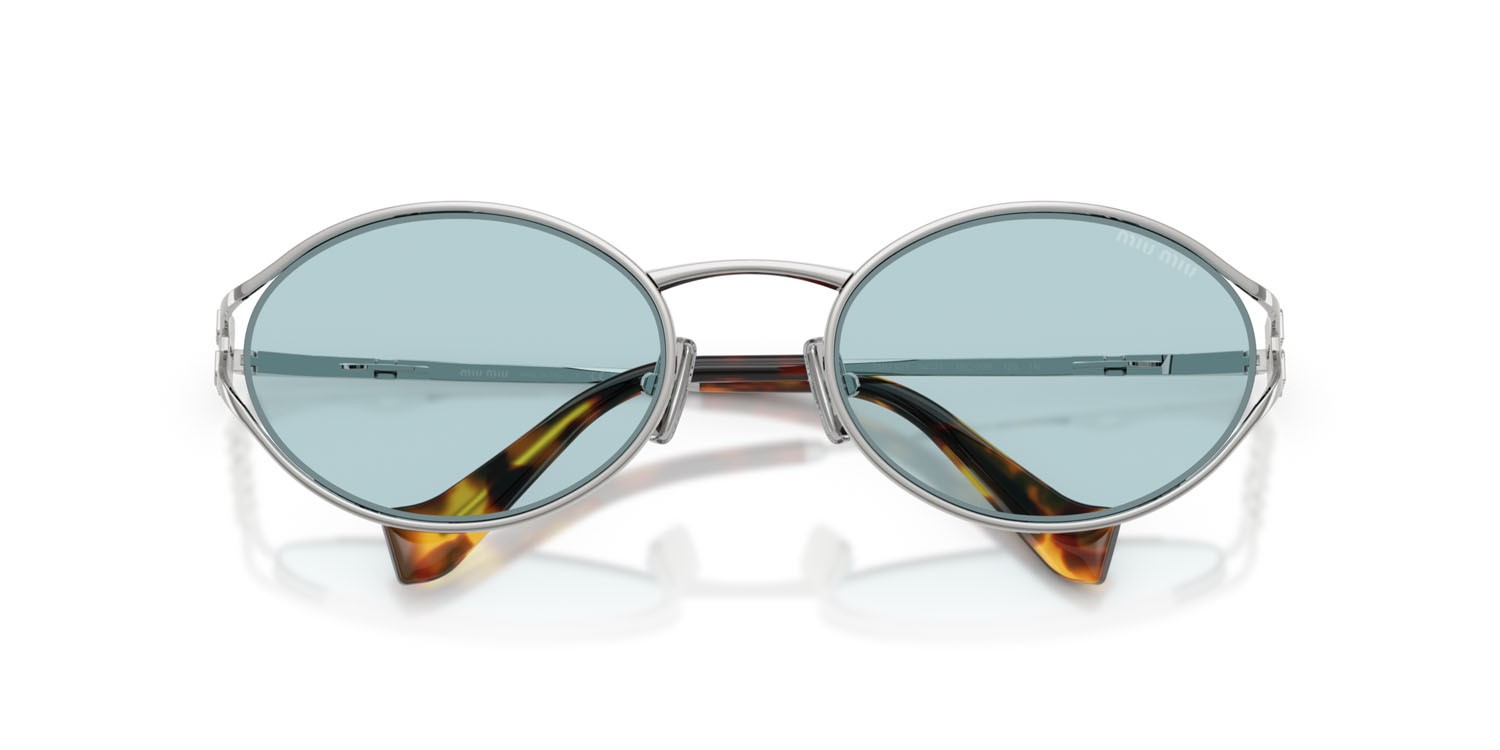 Occhiali da sole Miu Miu MU 52YS (1BC20R) colore argento forma ovale lenti azzurro