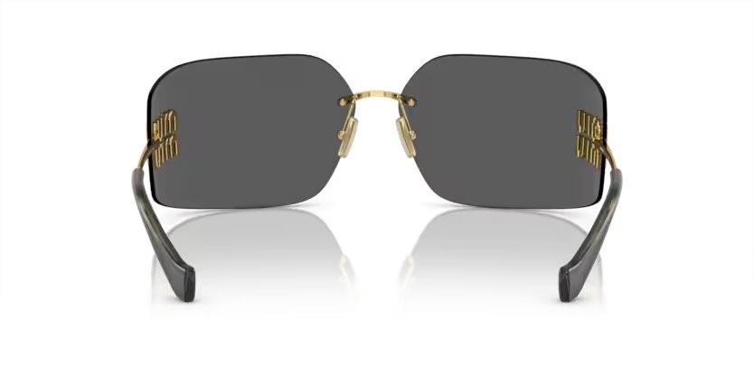 Occhiali da sole Miu Miu MU 54YS (5AK5S0) colore oro forma irregolare lenti grigio scuro