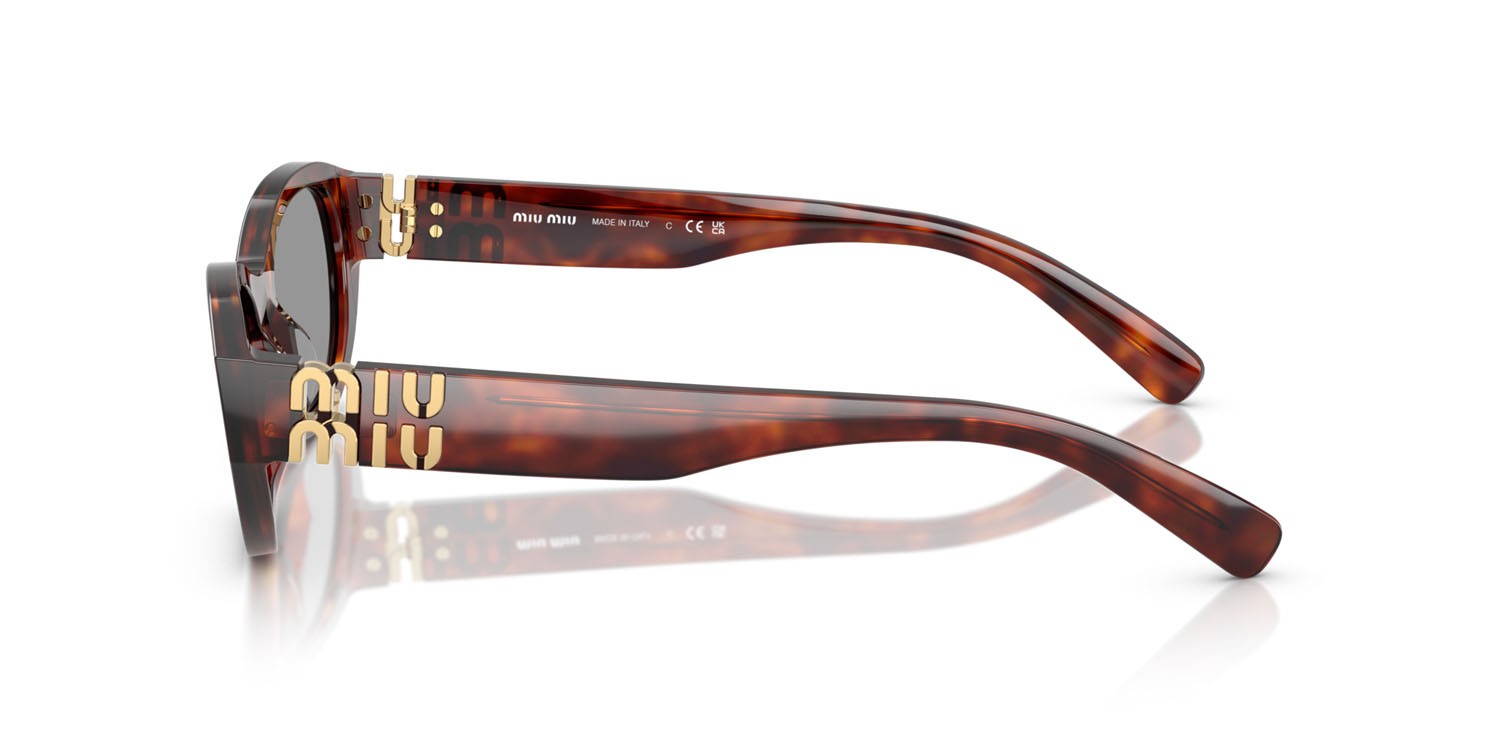 Occhiali da sole Miu Miu MU A03S (21C40O) colore havana mahogany forma irregolare lenti grigio