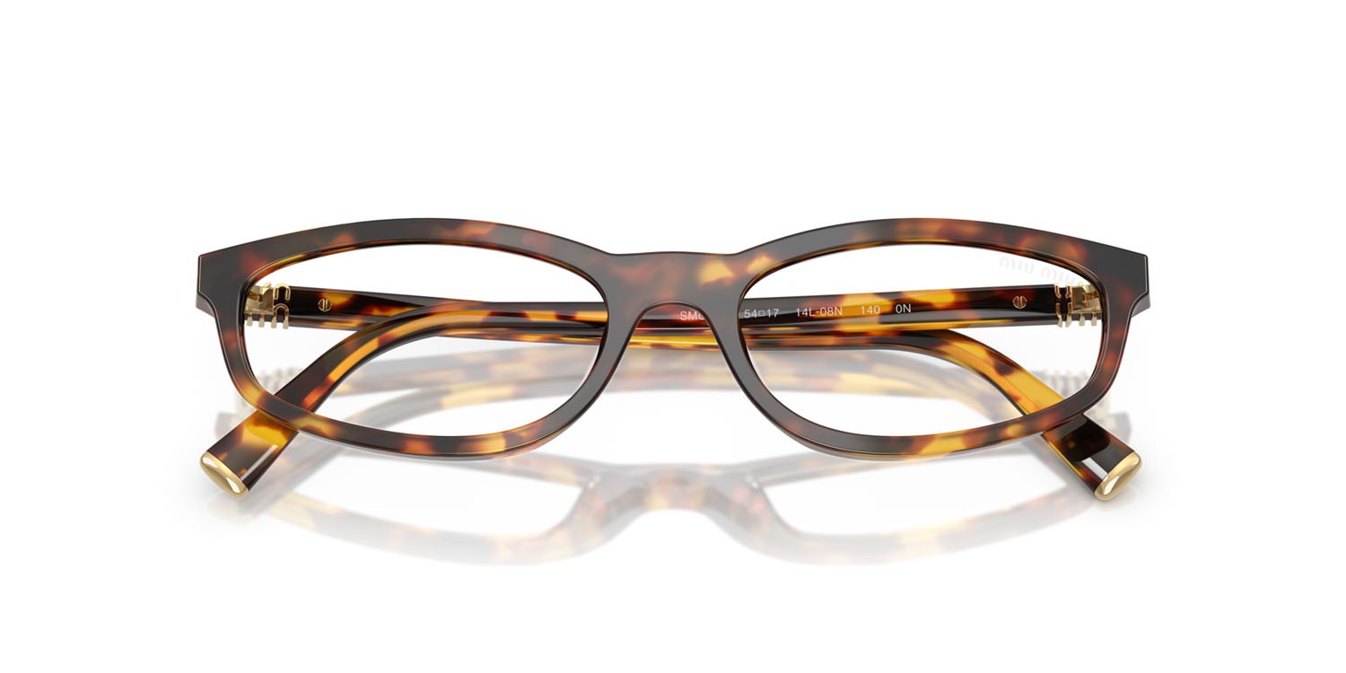 Occhiali da sole Miu Miu MU A06S (14L08N) colore havana miele forma irregolare lenti trasparente con filtro anti luce blu