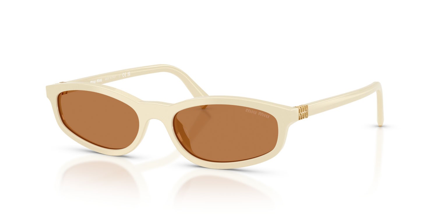 Occhiali da sole Miu Miu MU A06S (21D90Q) colore bianco latte forma irregolare lenti marrone