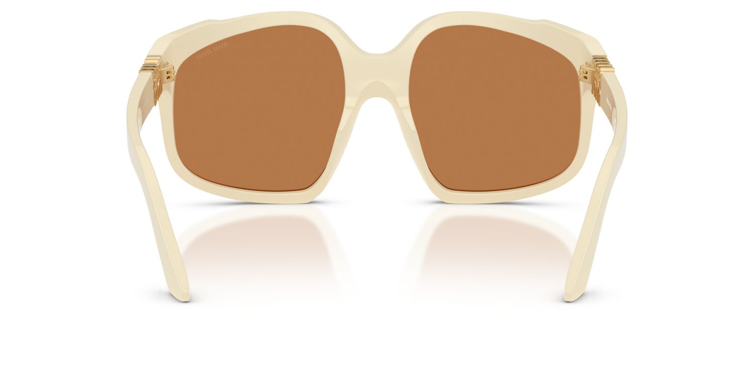 Occhiali da sole Miu Miu MU A07S (21D90Q) colore white milk forma irregolare lenti marrone