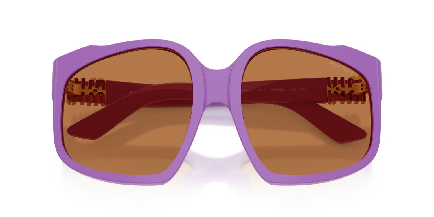 Occhiali da sole Miu Miu MU A07S (25D90Q) colore viola forma irregolare lenti marrone