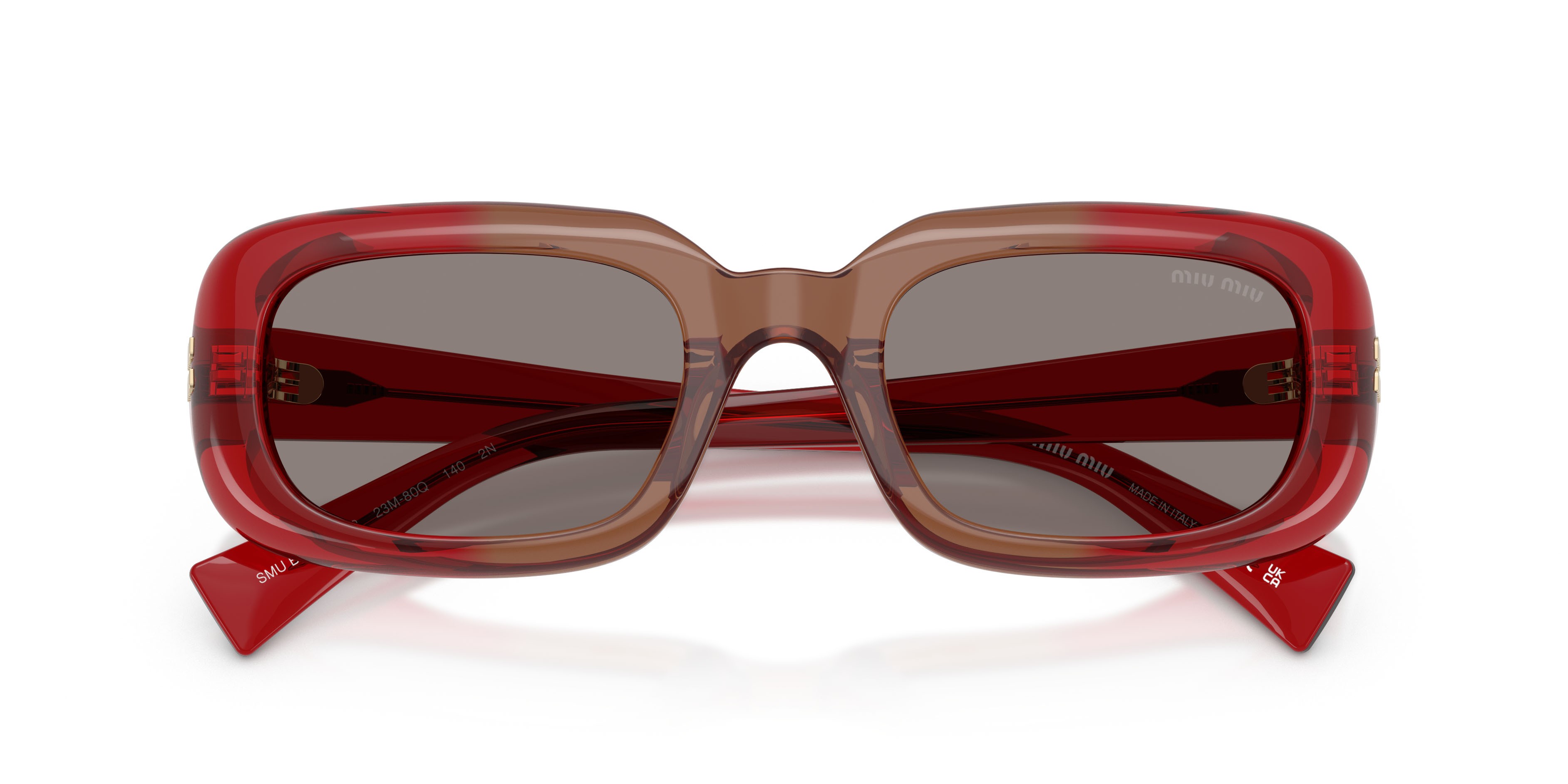 Occhiali da sole Miu Miu MU B13S (23M80Q) colore bordeaux forma rettangolare lenti grigio scuro