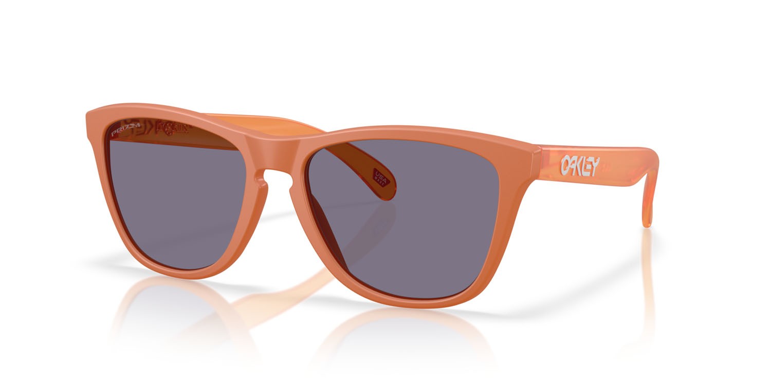 Occhiali da sole Oakley Frogskins OO 9013 (9013M1) colore matte ginger forma quadrato lenti prizm grey