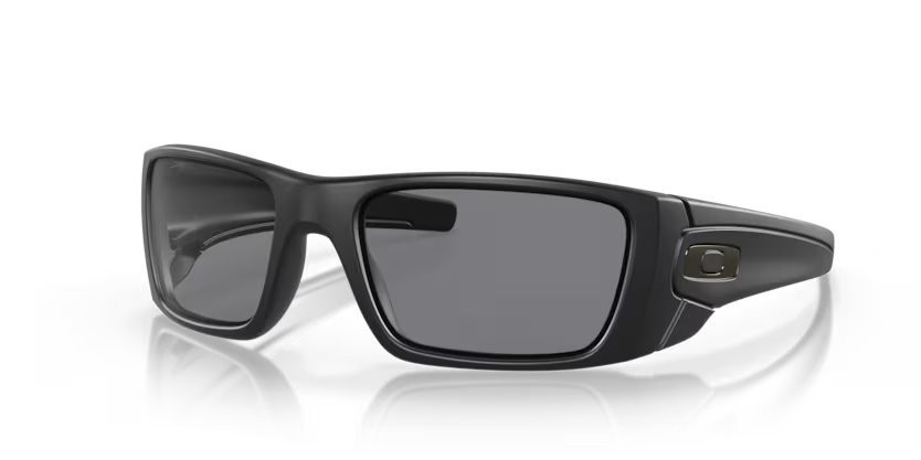 Sonnenbrillen Oakley Fuel Cell OO 9096 (909630) farbe nero opaco form rechteckig gläser grigio