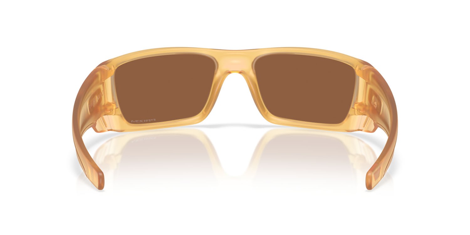 Sonnenbrillen Oakley Fuel Cell OO 9096 (9096N1) farbe matte transparent light curry form rechteckig gläser prizm tungsten