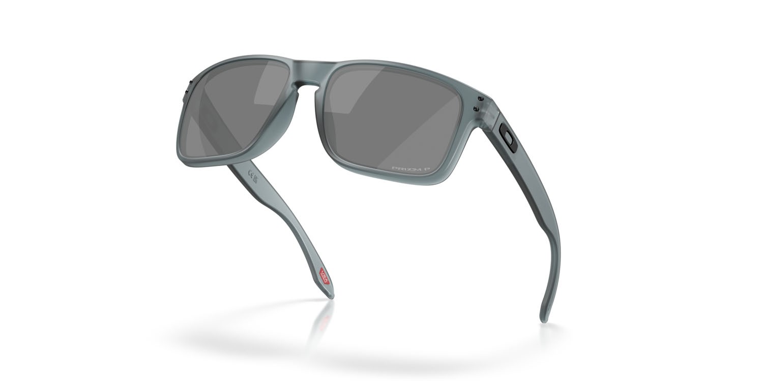 Occhiali da sole Oakley Holbrook OO 9102 (9102Z4) colore nero cristallo opaco forma quadrato lenti prizm black polarized