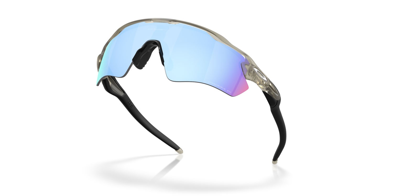 Sonnenbrillen Oakley Radar EV Path OO 9208 (9208F6) farbe grey ink opaco form maske gläser prizm deep water polarized
