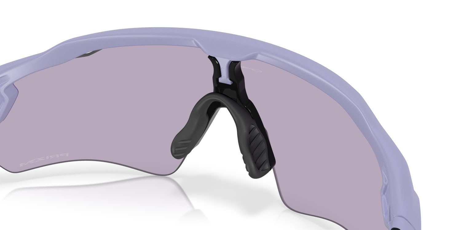 Sonnenbrillen Oakley Radar EV Path OO 9208 (9208F7) farbe lilla opaco form maske gläser prizm ardesia