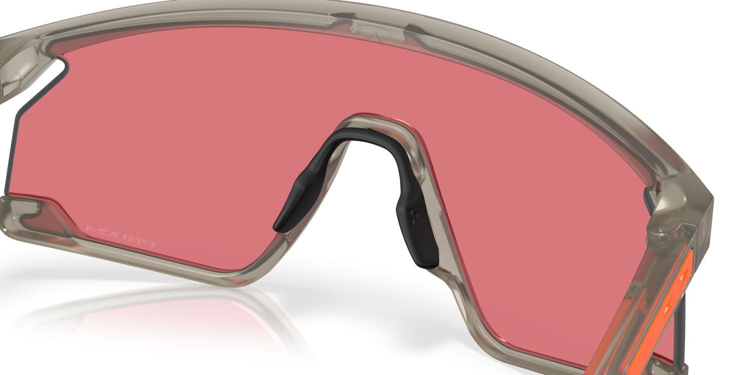 Occhiali da sole Oakley BXTR OO 9280 (928014) colore grey ink opaco forma mask lenti prizm trail torch