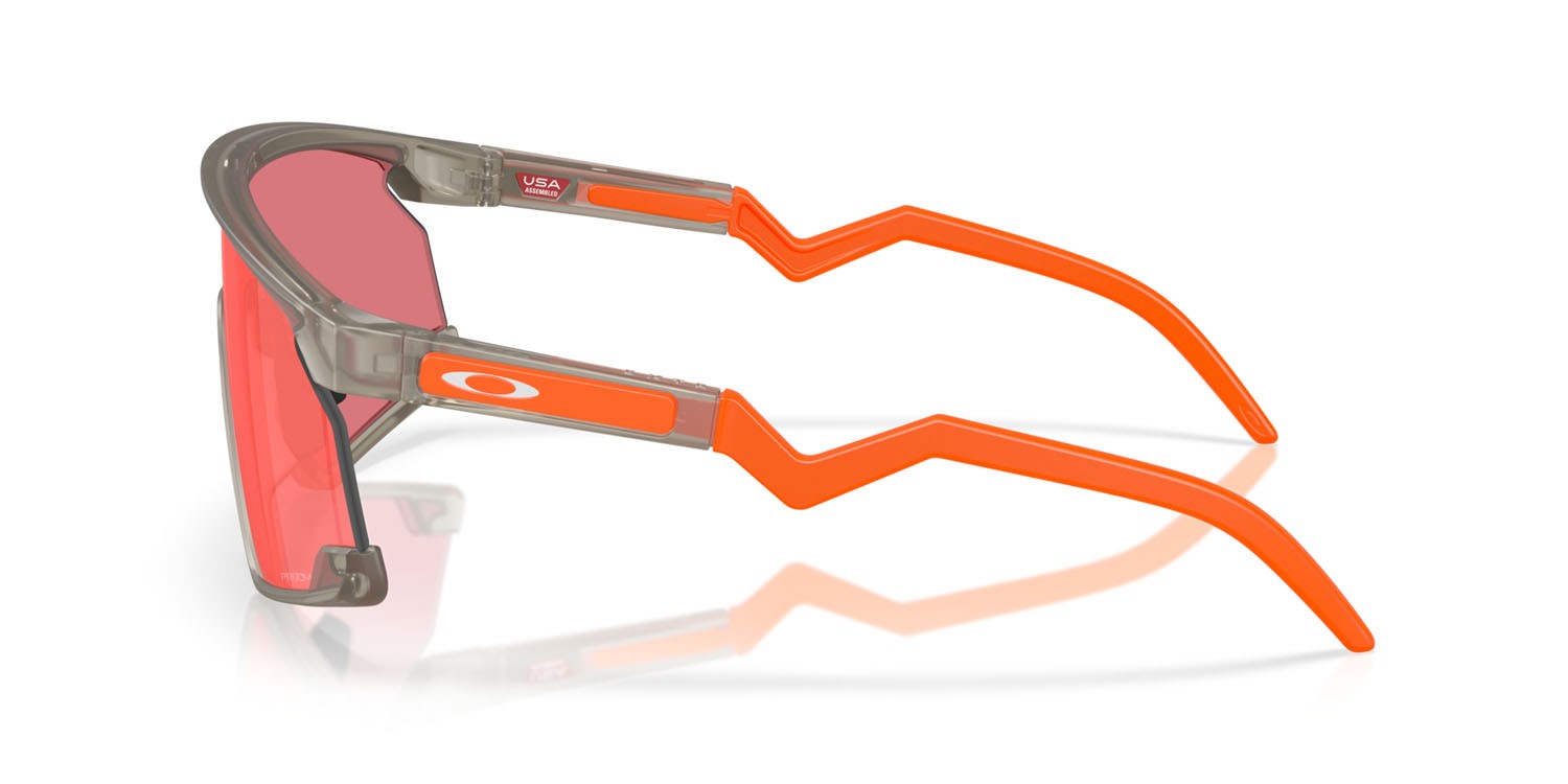 Occhiali da sole Oakley BXTR OO 9280 (928014) colore grey ink opaco forma mask lenti prizm trail torch