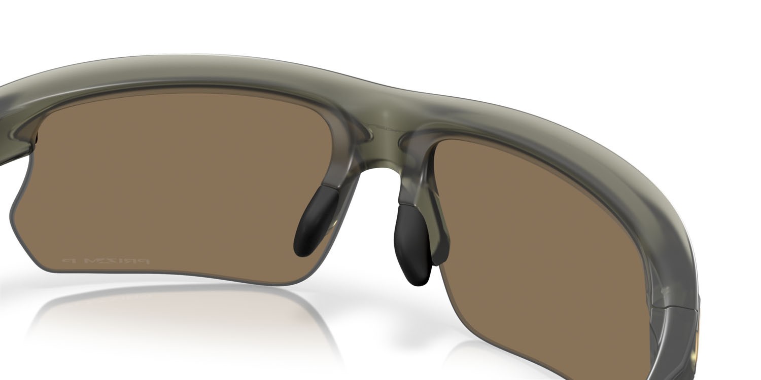 Occhiali da sole Oakley Bisphaera OO 9400 (940020) colore olive ink opaco forma rettangolare lenti prizm 24k polarized