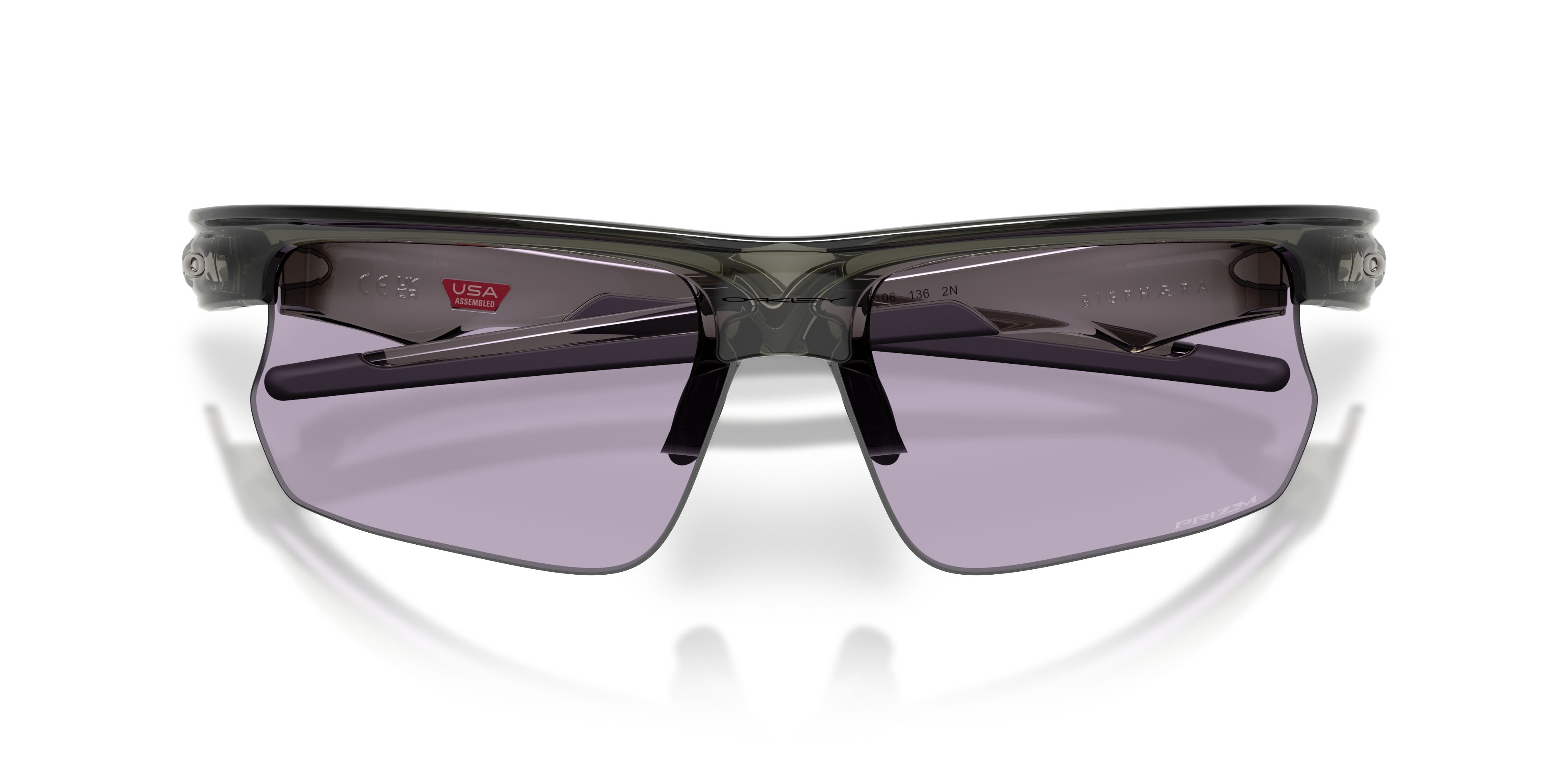Sonnenbrillen Oakley Bisphaera OO 9400 (940027) farbe grigio fumo form rechteckig gläser prizm ardesia