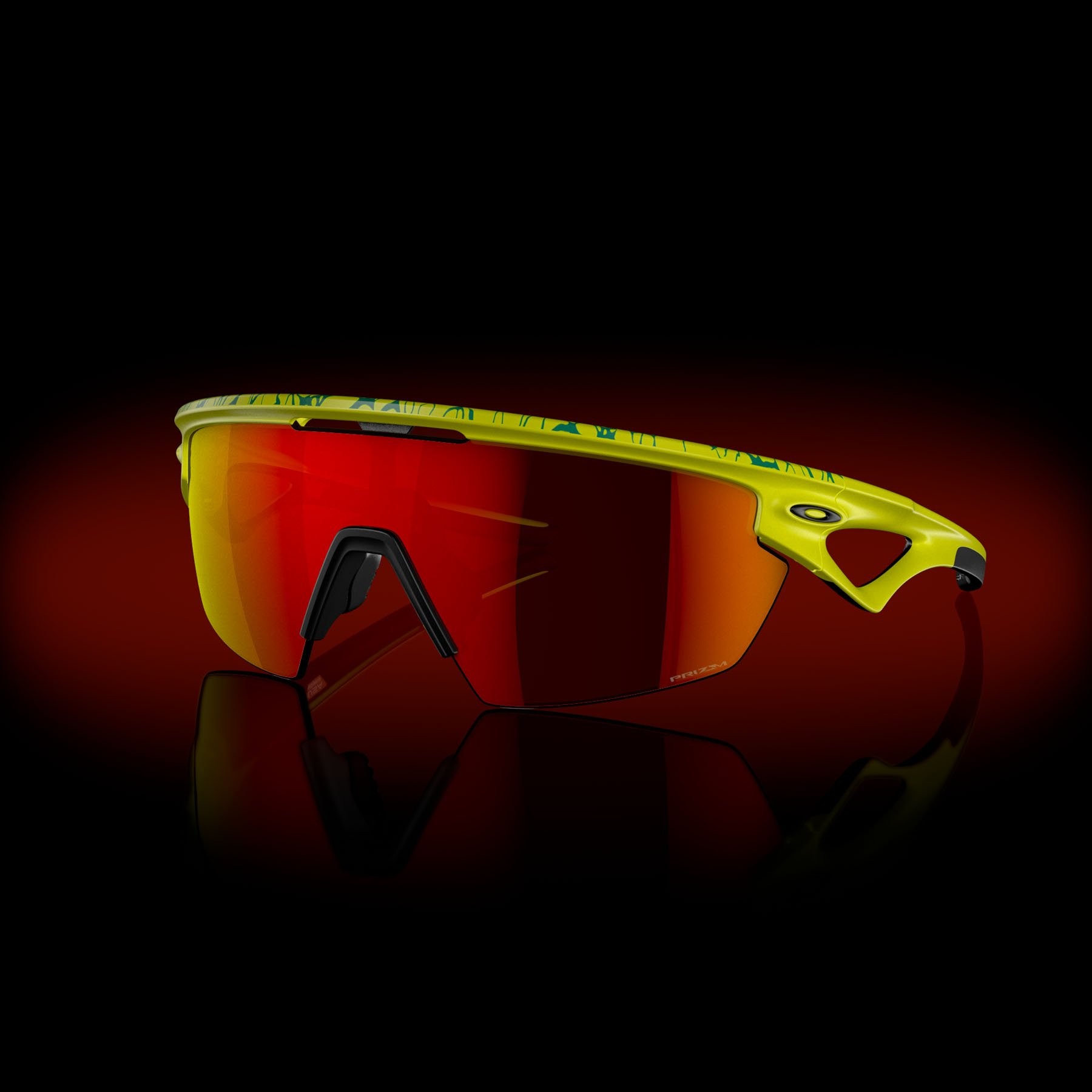 Occhiali da sole Oakley Sphaera Inner Spark Collection OO 9403 (940314) colore matte tennis ball yellow/celeste neuron forma mask lenti prizm ruby