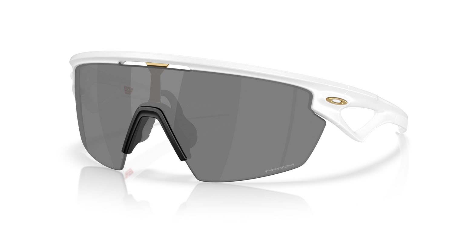 Occhiali da sole Oakley Sphaera OO 9403 (940324) colore bianco opaco forma mask lenti prizm black