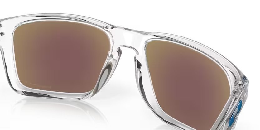 Occhiali da sole Oakley Holbrook xl OO 9417 (941707) colore polished clear forma quadrato lenti prizm sapphire polarized