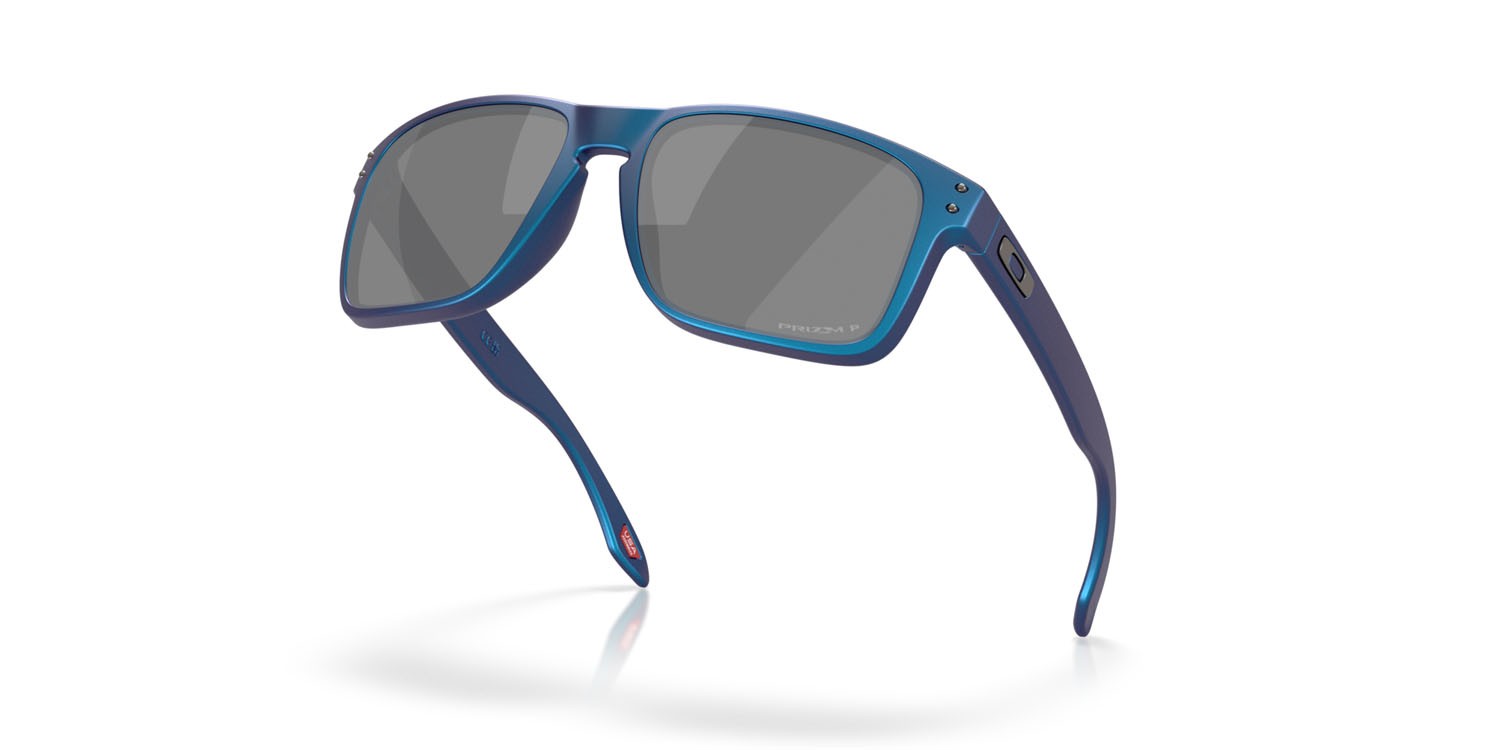 Sonnenbrillen Oakley Holbrook XL OO 9417 (941747) farbe ciano opaco/blu colorshift form quadratisch gläser prizm black polarized